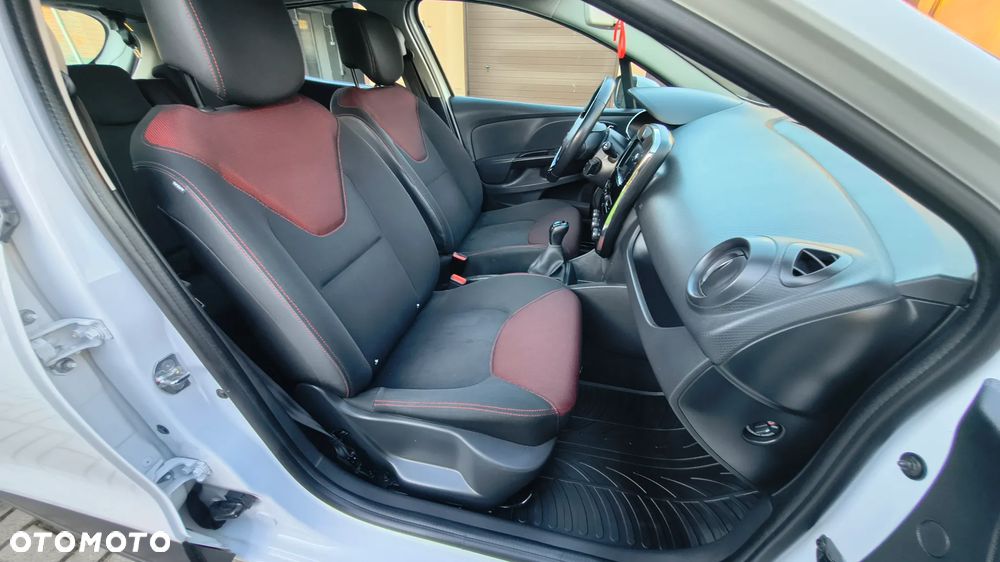 Renault Clio - 30