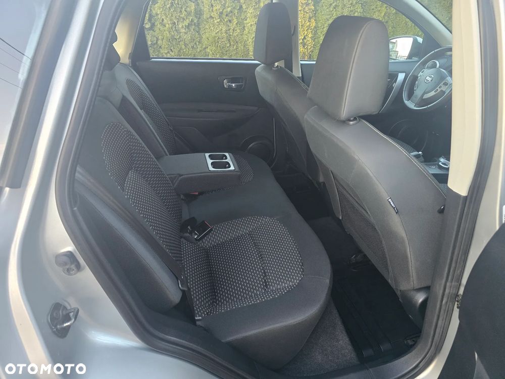 Nissan Qashqai 2.0 4 x 4 visia - 8