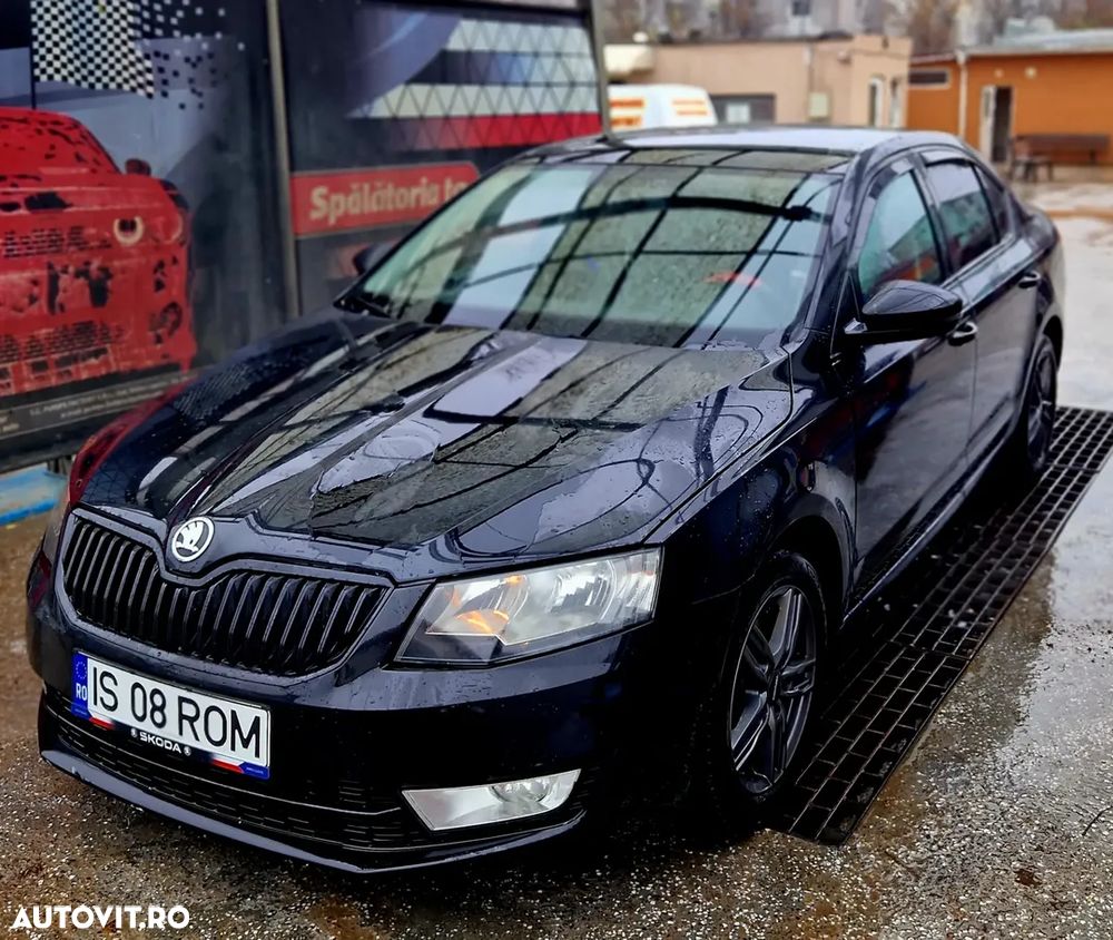 Skoda Octavia 1.6 TDI ELEGANCE - 1