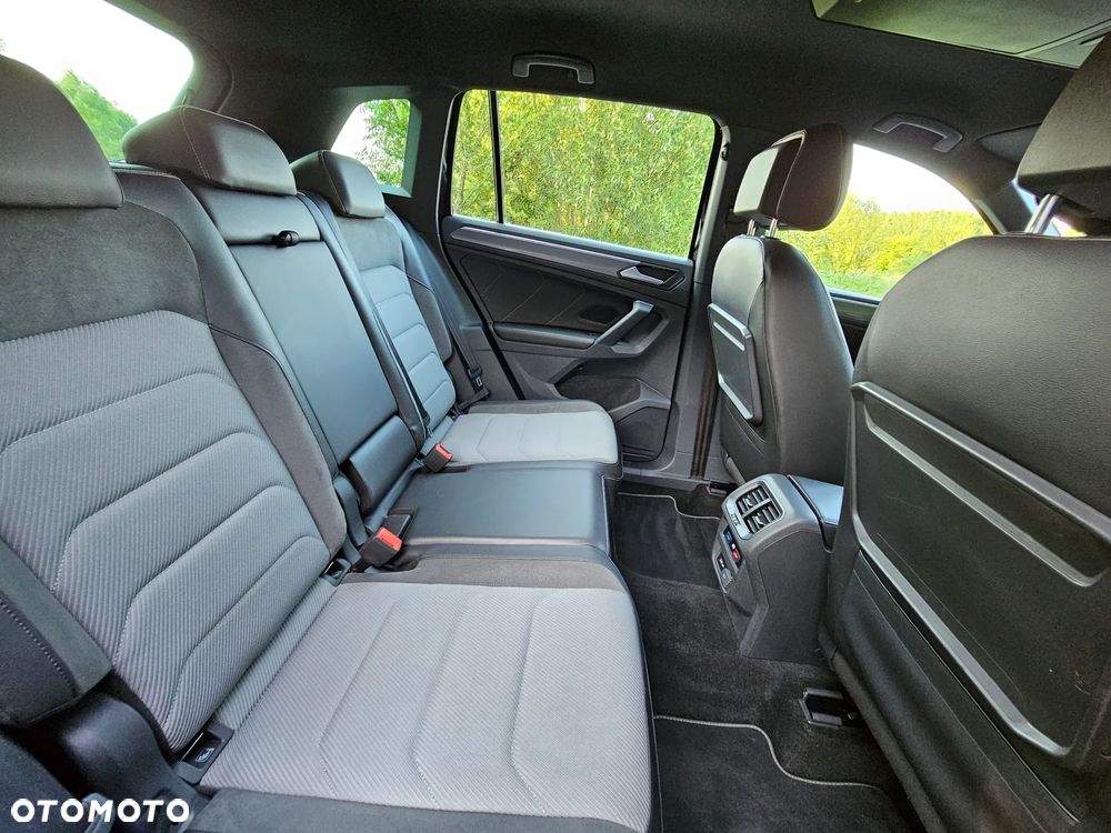 Volkswagen Tiguan 2.0 TDI SCR R-Line - 33