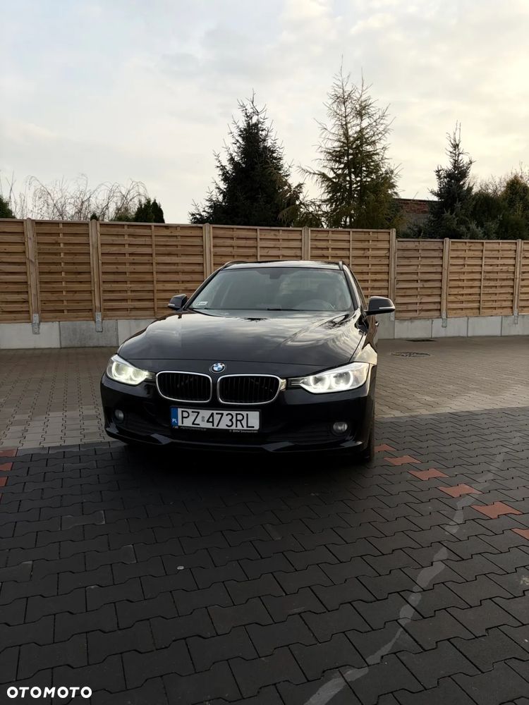 BMW Seria 3 318d Blue Performance Sport Line - 4