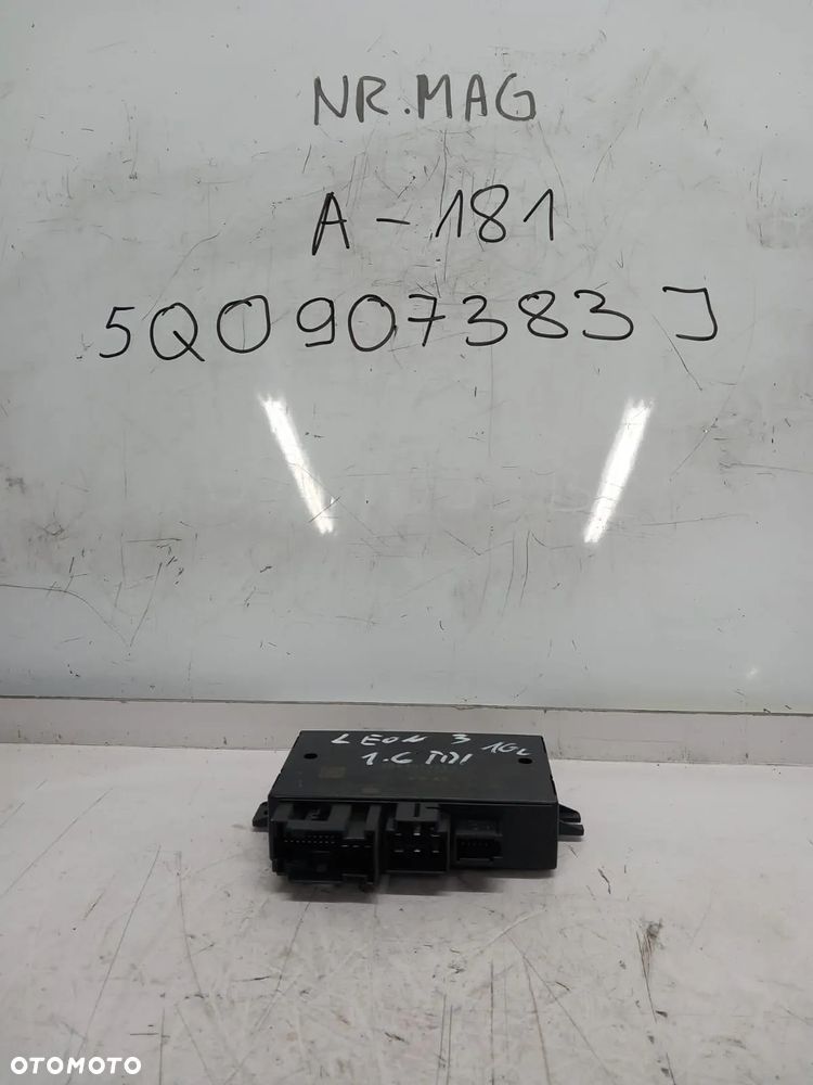 MODUŁ STEROWNIK HAKA VW GOLF SKODA OCTAVIA III 5Q0907383J - 1