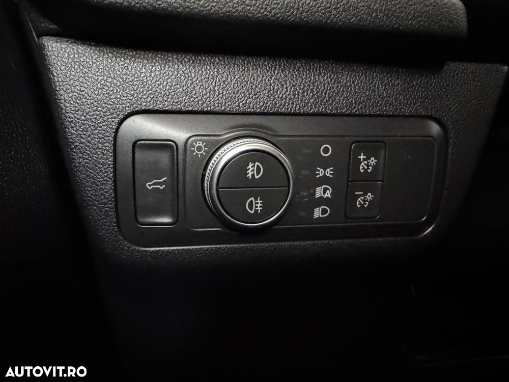 Ford Kuga 2.0 EcoBlue A8 AWD ST Line - 31