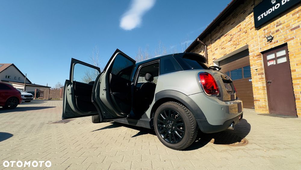 MINI Cooper Standard - 9