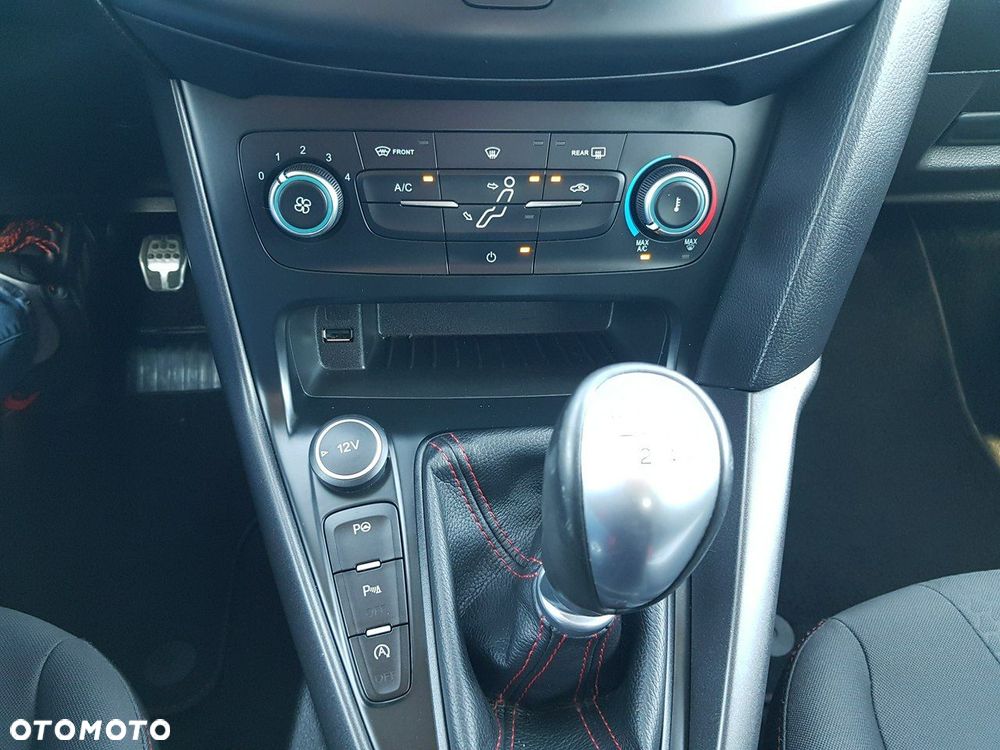 Ford Focus 1.5 EcoBoost STart-Stopp-System ST-LINE - 19