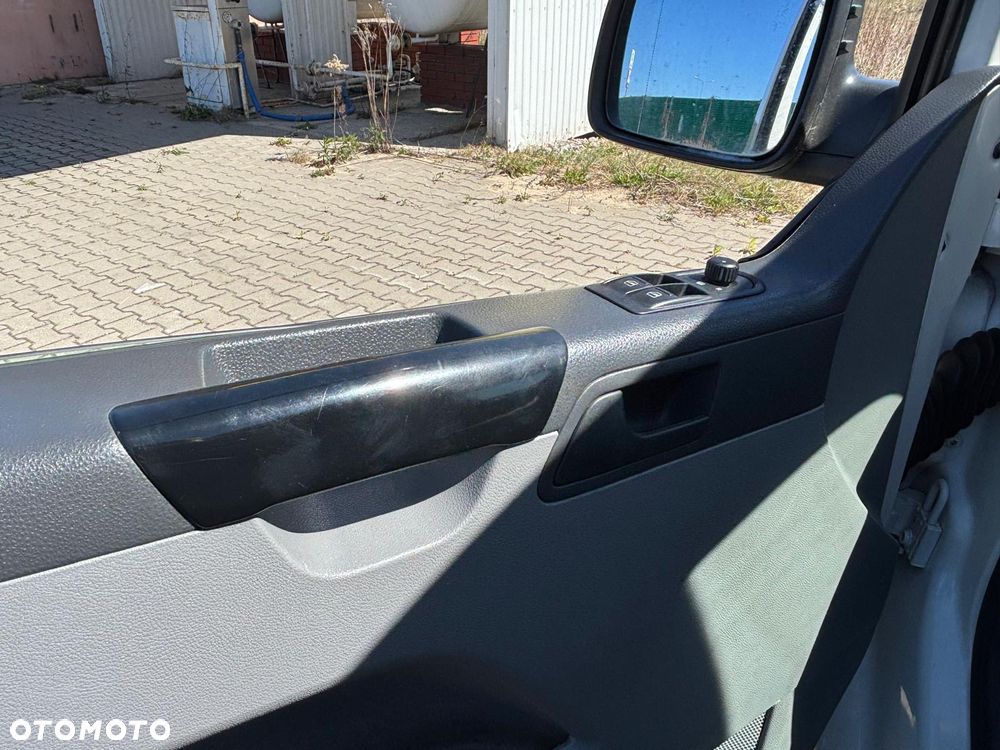 Volkswagen Transporter L2H1 Mixt - 9