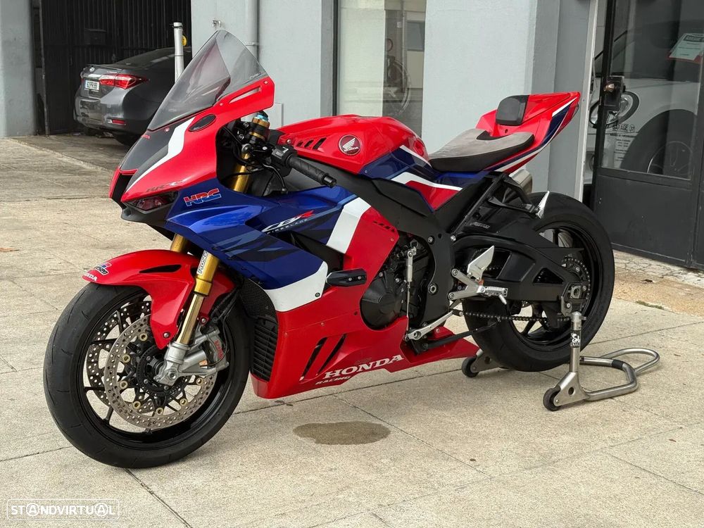 Honda CBR - 7