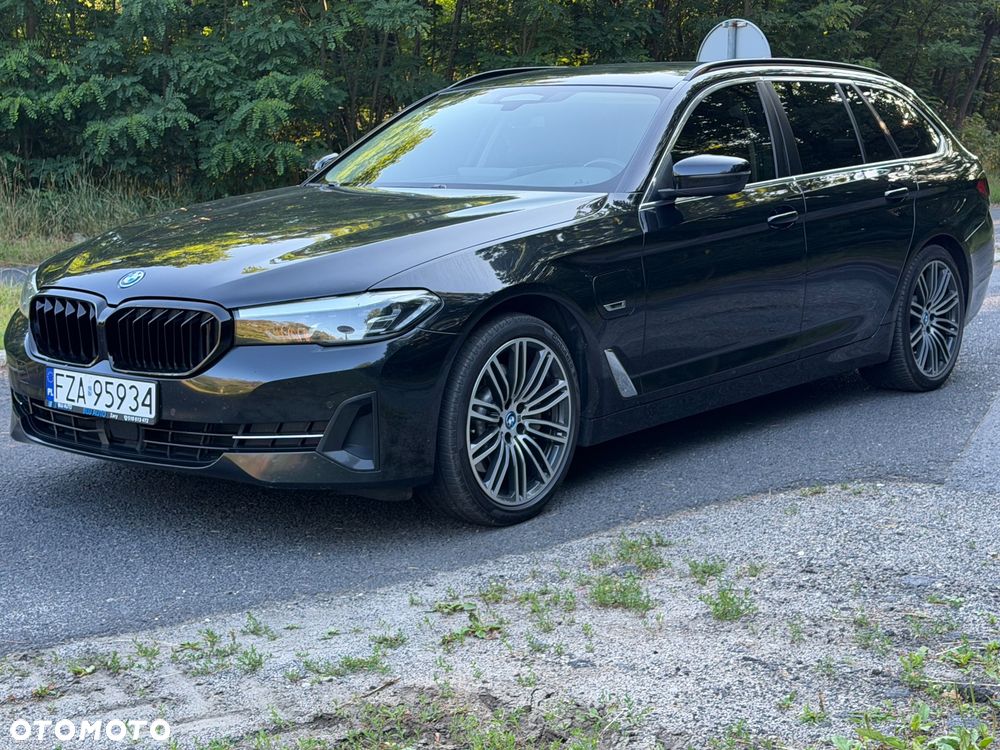 BMW Seria 5 530e Luxury Line sport - 12