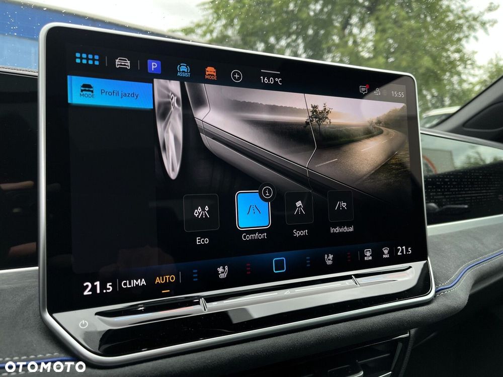 Volkswagen Passat Variant 2.0 TDI SCR R-Line Plus DSG - 23