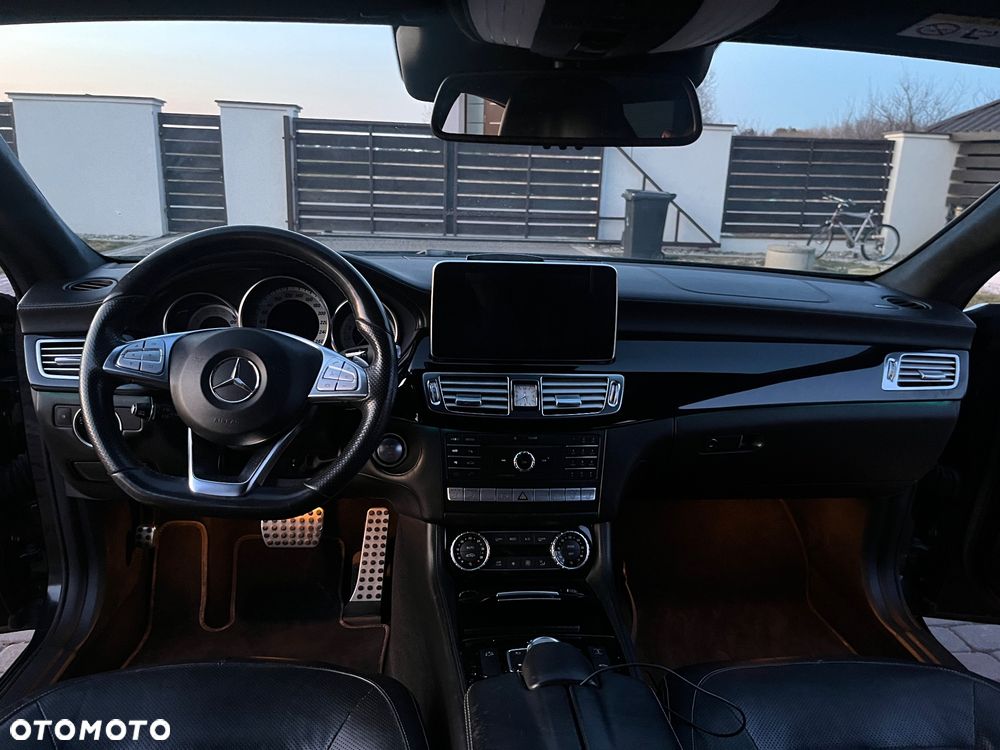 Mercedes-Benz CLS 500 4Matic 7G-TRONIC - 4
