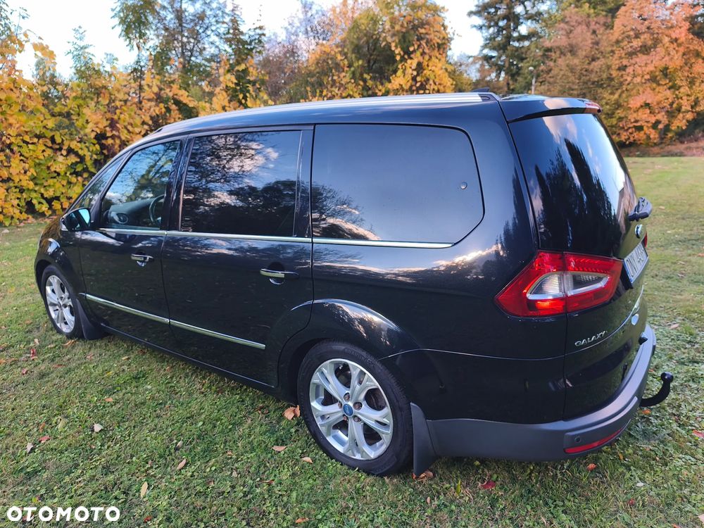 Ford Galaxy 2012 photo 4
