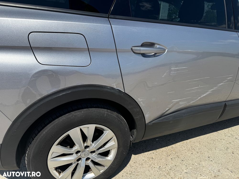 Peugeot 5008 PureTech 130 EAT8 Stop & Start Active Business-Paket - 14
