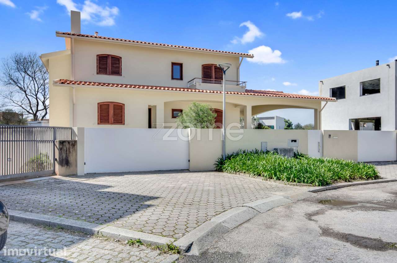 Moradia T4+1 de 4 frentes em Miramar, Vila Nova de Gaia - Grande imagem: 3/30