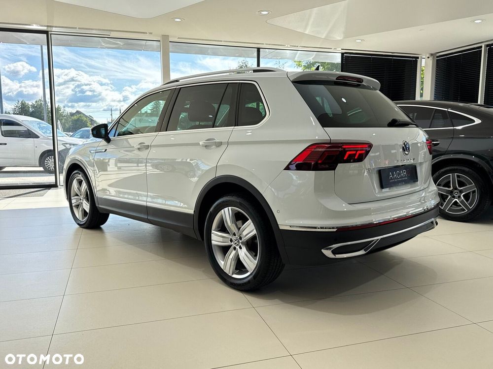 Volkswagen Tiguan - 3