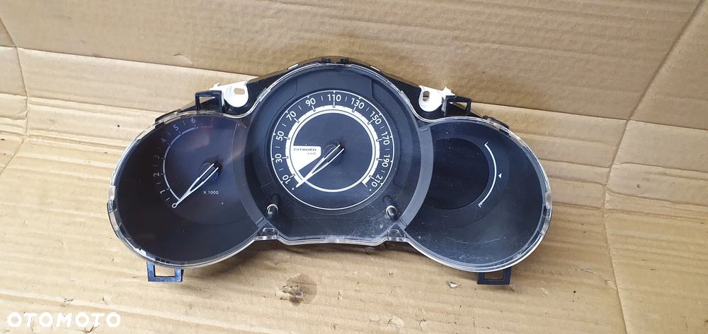 Licznik zegary oryginał Citroen C3 II 1.0 VTI 98041179XT - 1