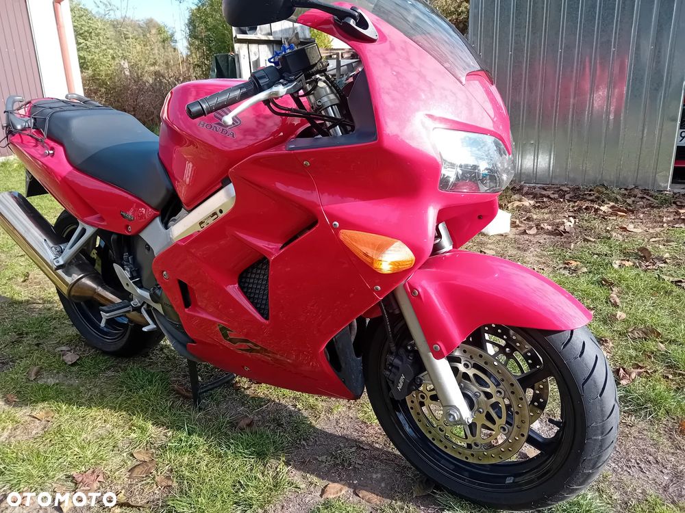 Honda VFR - 1