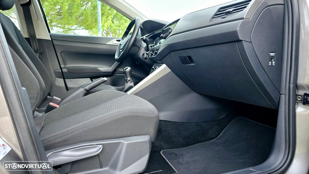 VW Polo 1.0 Trendline - 38