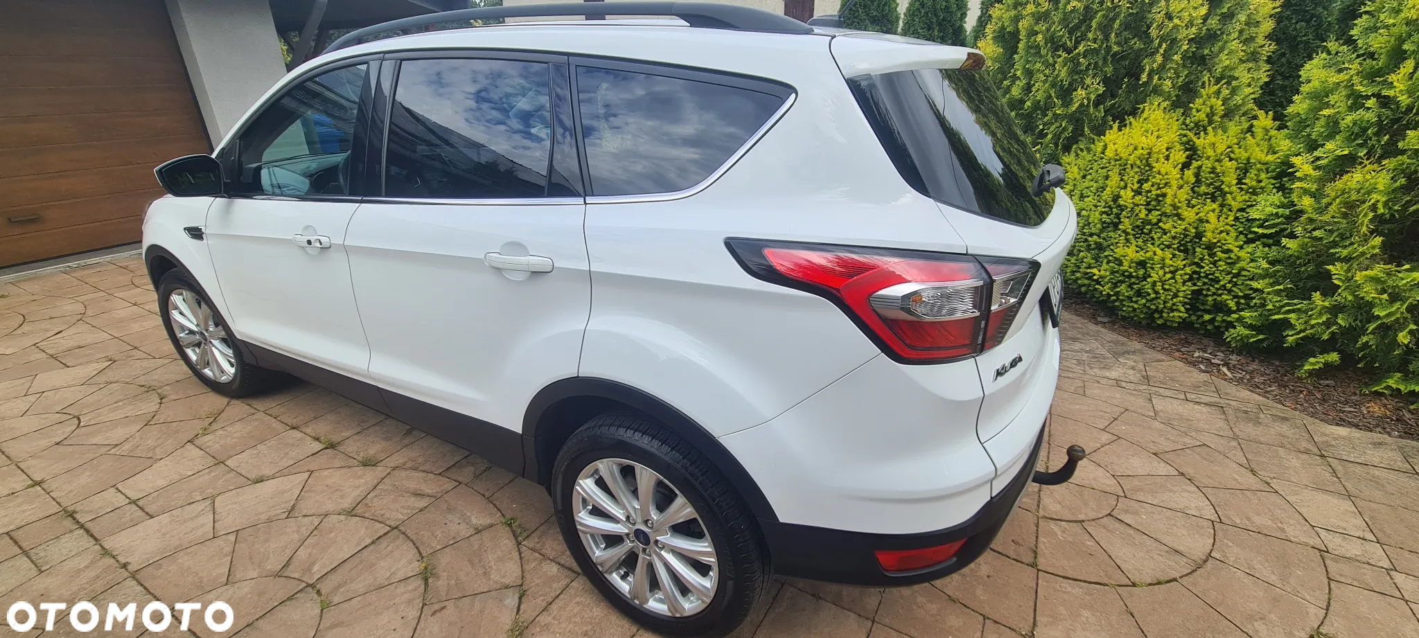 Ford Kuga 1.5 EcoBoost AWD Edition ASS - 3