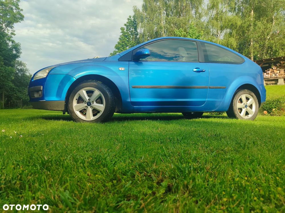 Ford Focus 1.6 16V Style - 5