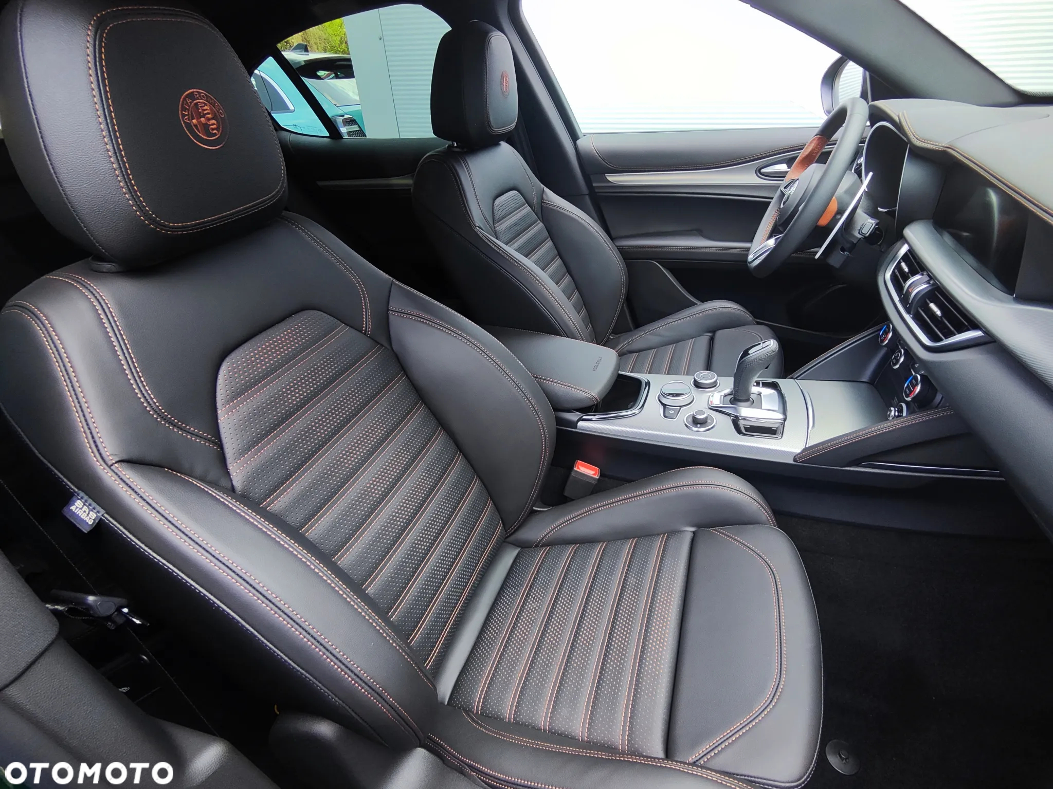 Alfa Romeo Stelvio 2.0 Turbo Intensa Q4 - 25