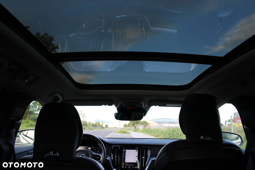 Volvo V60 D3 Geartronic Momentum Pro - 2