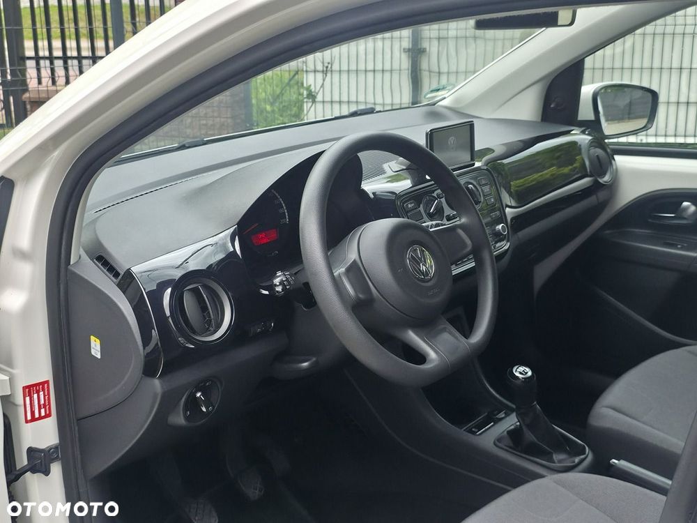 Volkswagen up! - 6