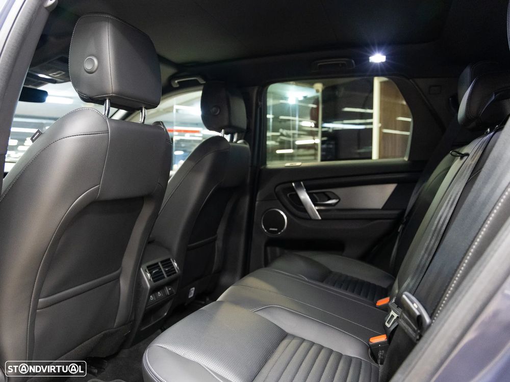 Land Rover Discovery Sport - 16