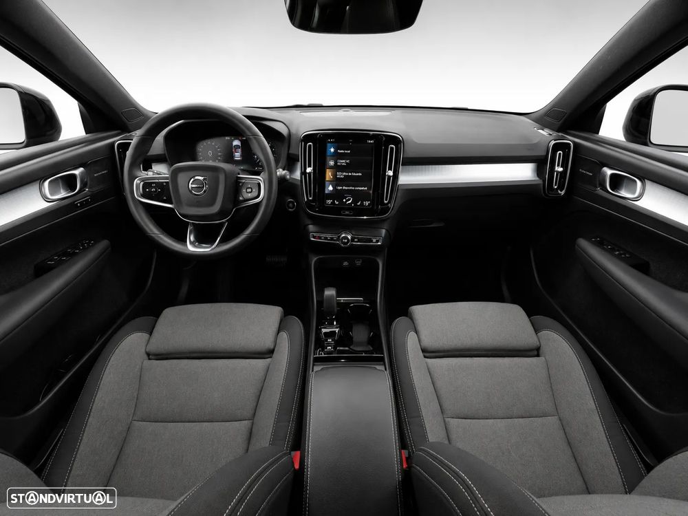Volvo XC 40 1.5 T2 Plus Dark Auto - 5