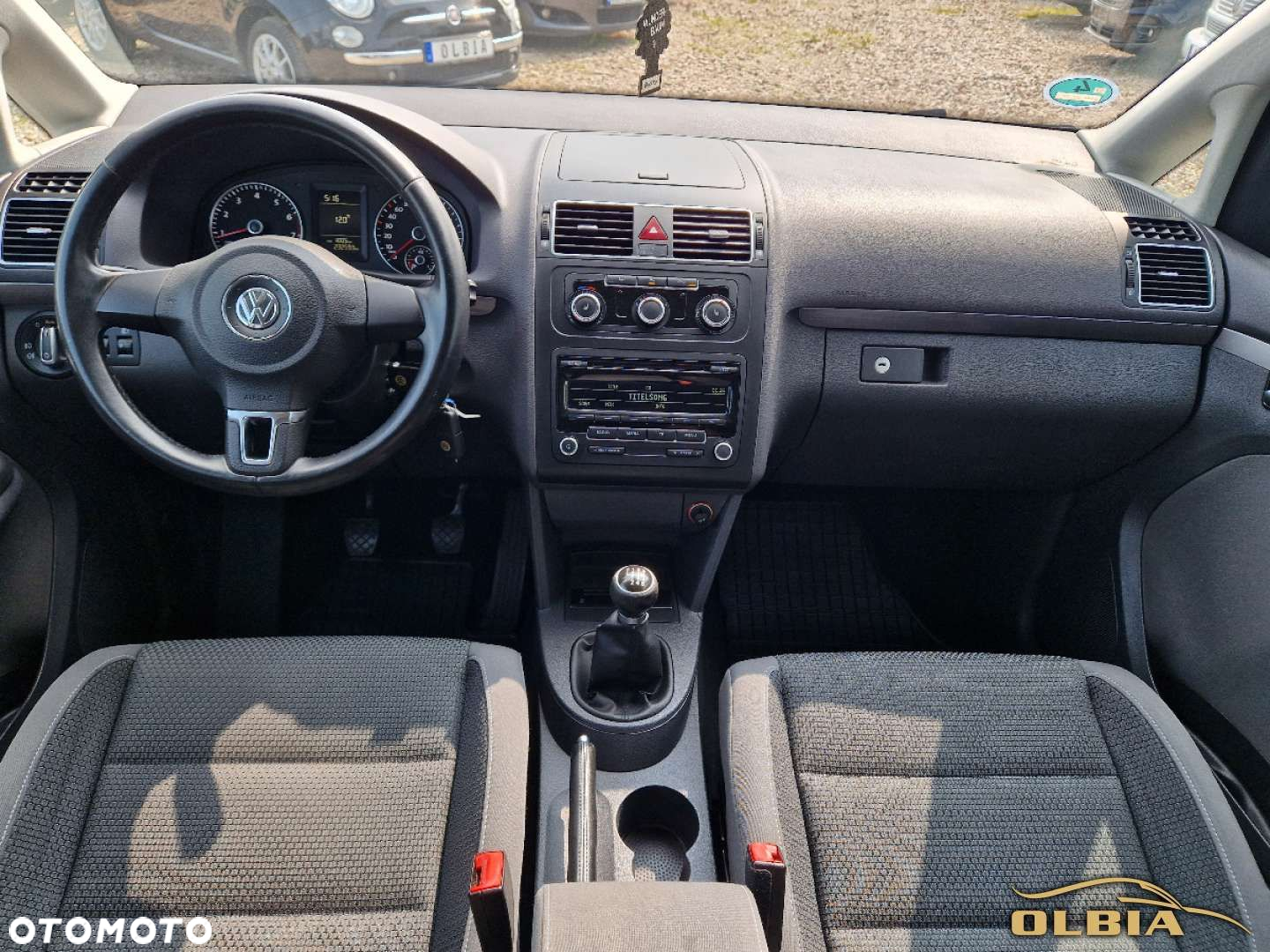 Volkswagen Touran - 21