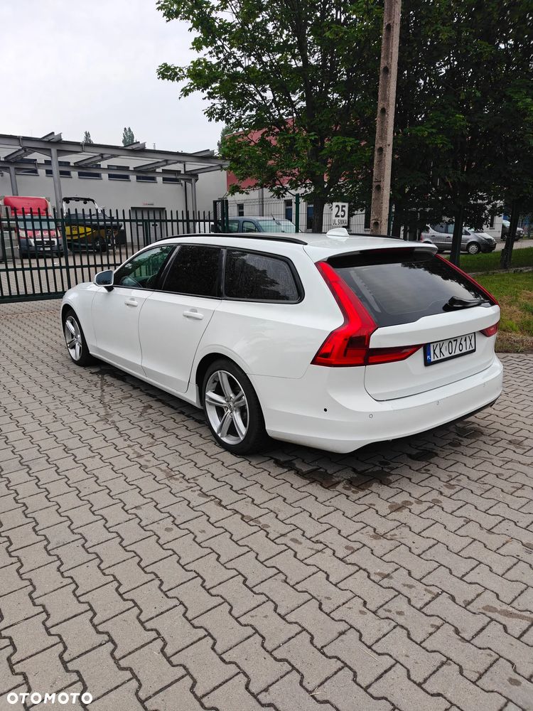 Volvo V90 D3 Momentum - 17