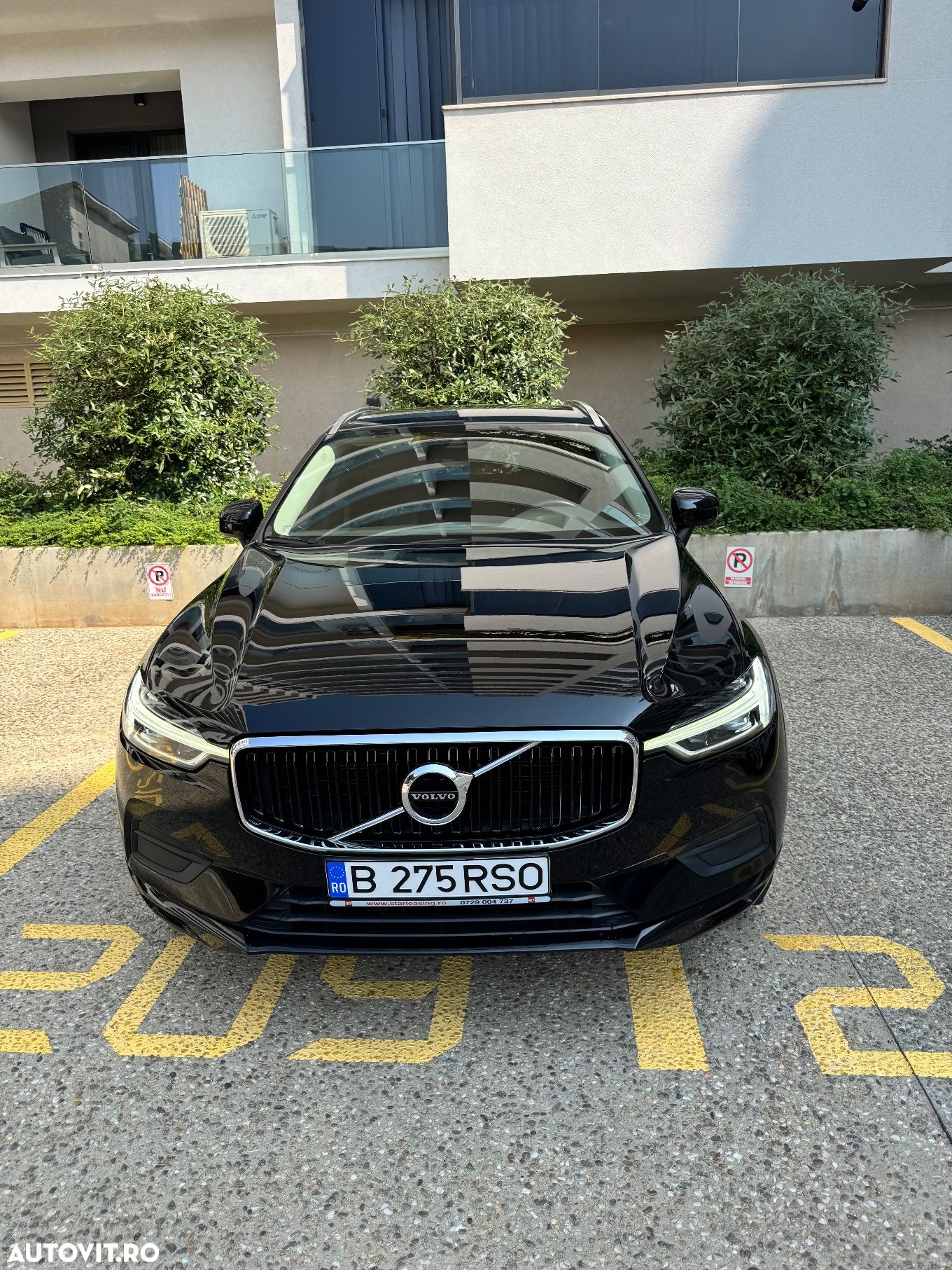 Volvo XC 60 D4 Momentum - 1