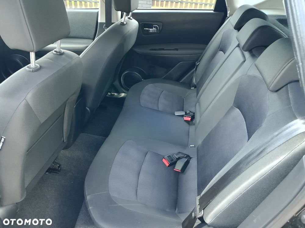 Nissan Qashqai - 11