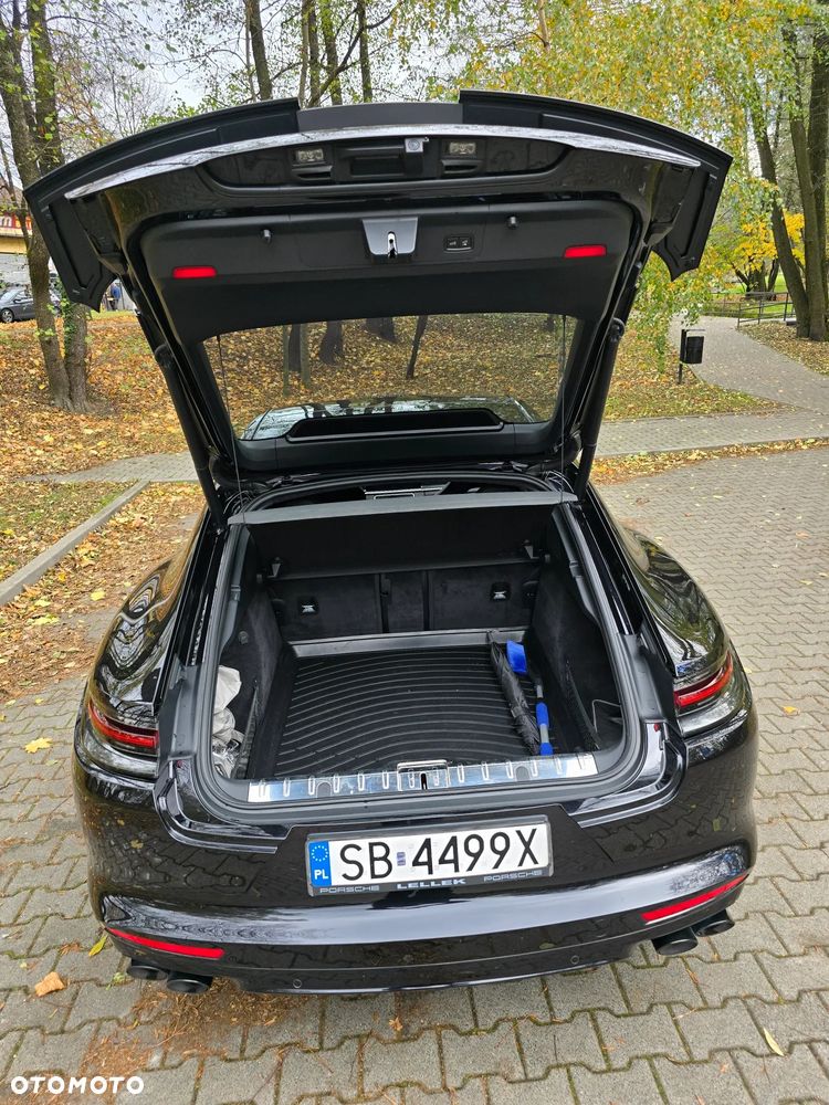 Porsche Panamera - 11