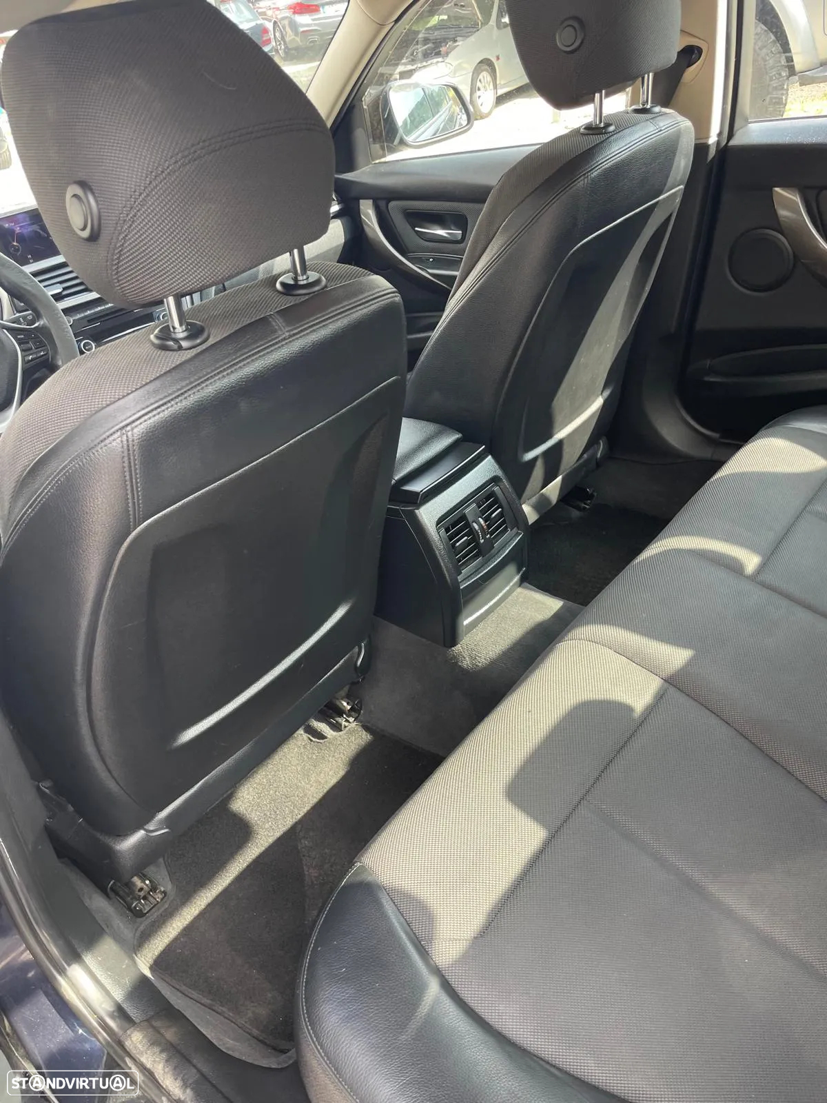 BMW 320 d xDrive Auto Line Luxury - 16