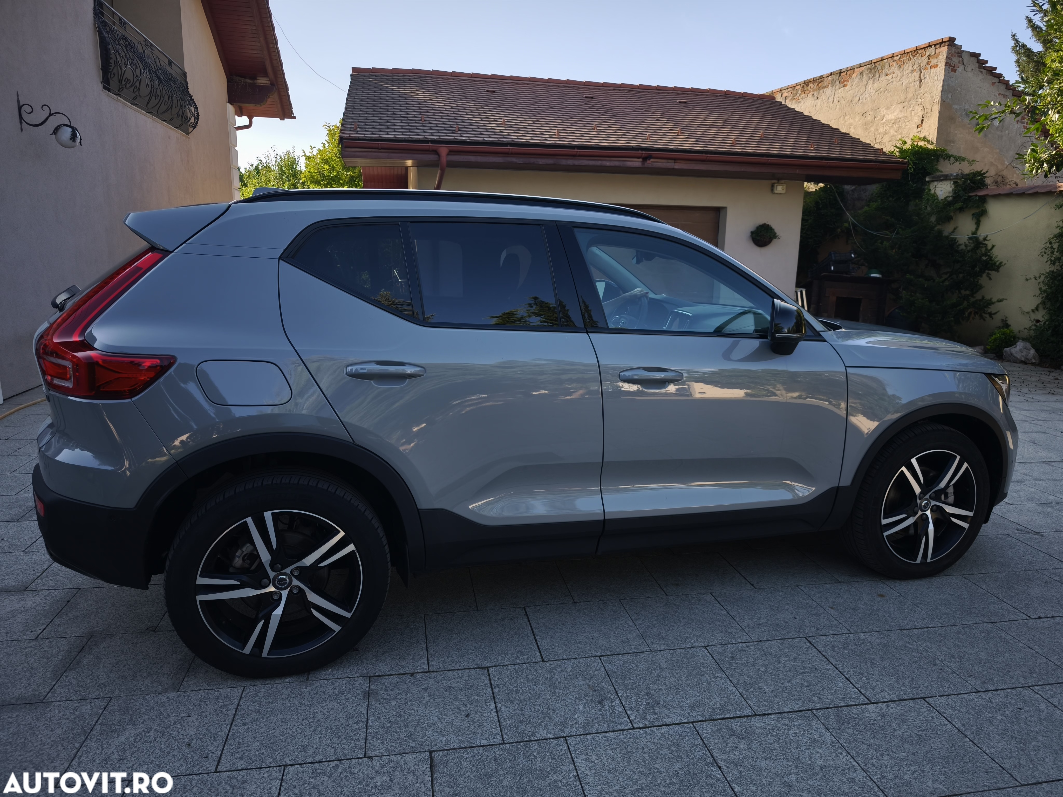 Volvo XC 40 T5 AWD R-Design - 25