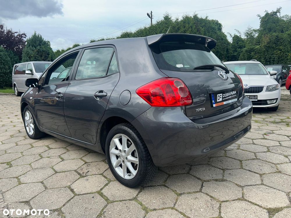 Toyota Auris 2.0 D-4D Executive - 31