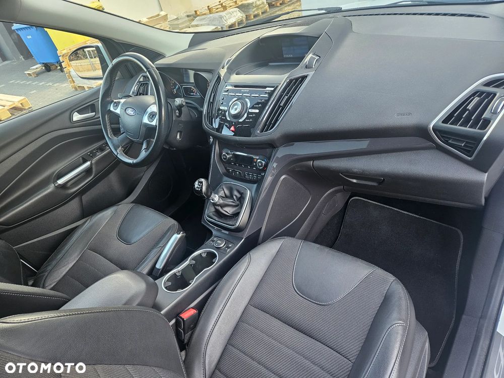 Ford Kuga 1.5 EcoBoost FWD ST-Line ASS GPF - 23