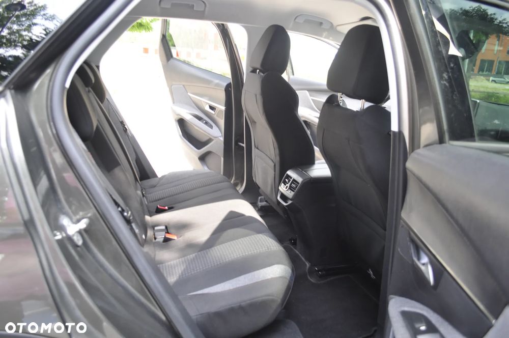 Peugeot 3008 1.6 BlueHDi Allure S&S EAT6 - 9