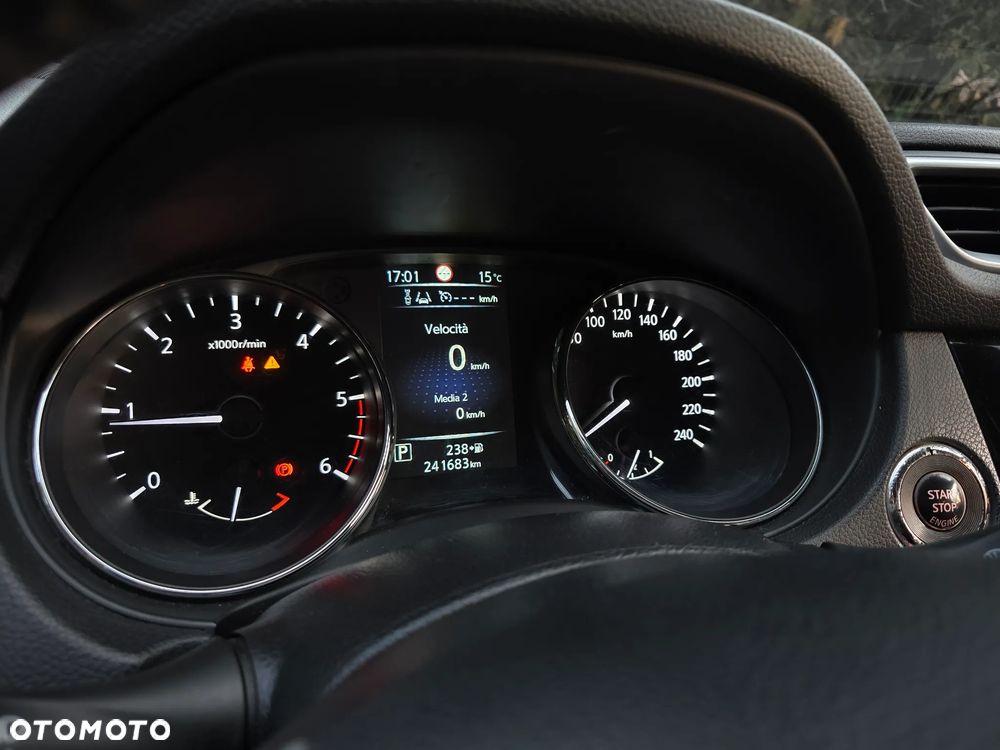 Nissan Qashqai 1.6 DCi Visia Xtronic EU6 - 17
