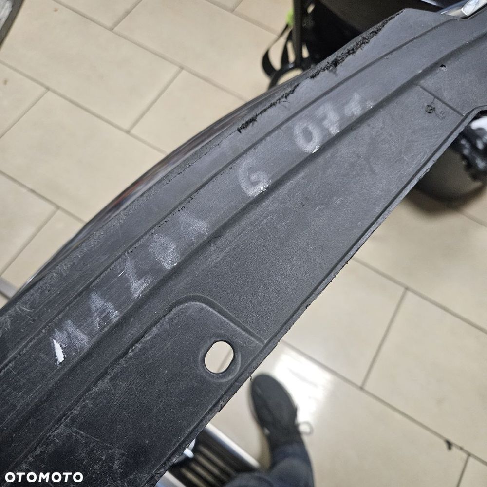 Grill / atrapa / Mazda 6 - 4