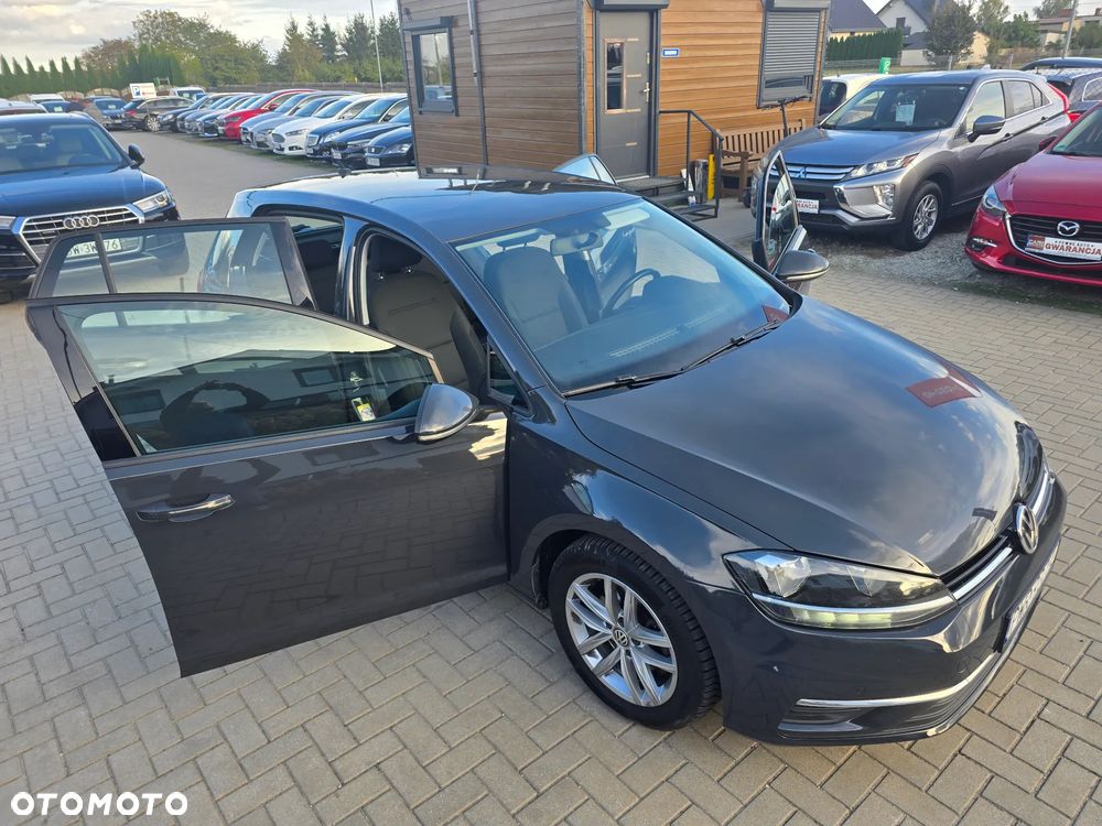 Volkswagen Golf - 35
