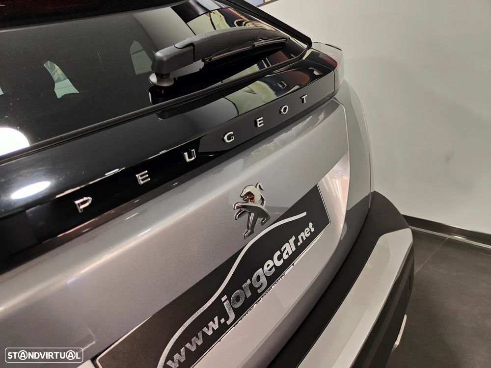 Peugeot 2008 1.2 PureTech Allure EAT8 - 24