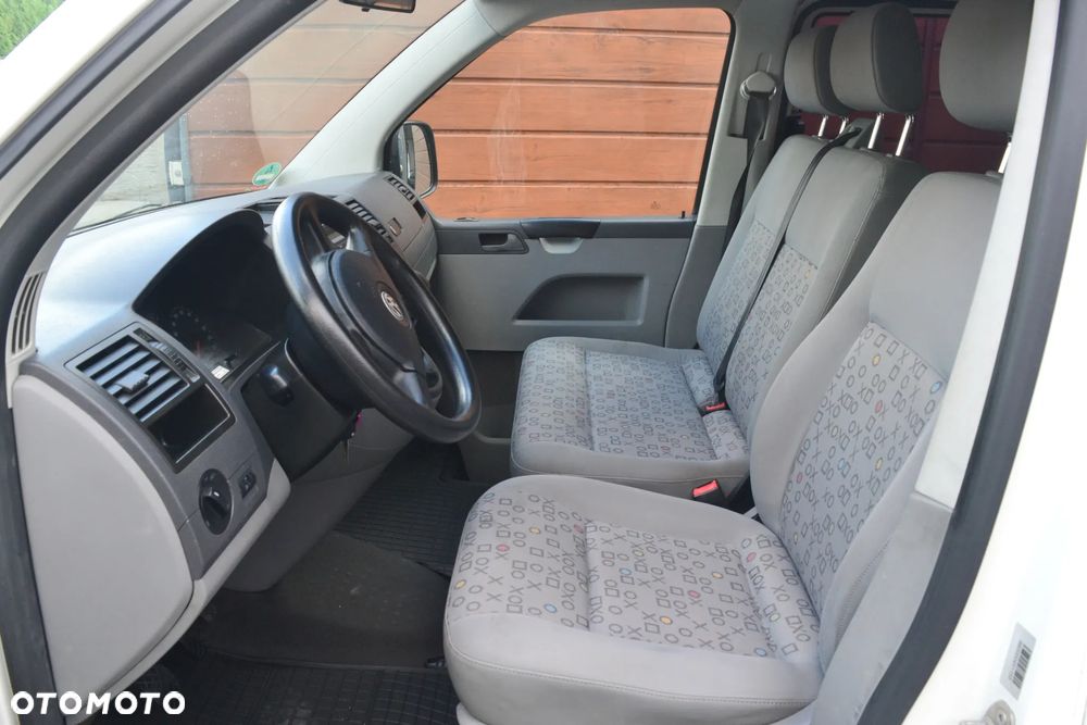 Volkswagen Transporter - 18