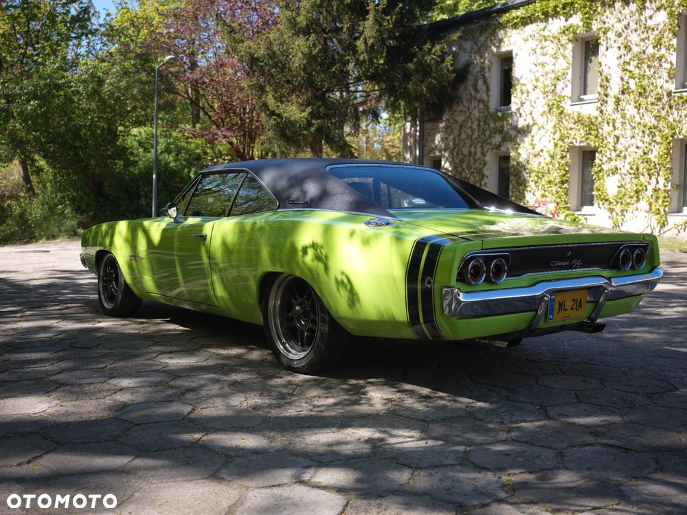 Dodge Charger - 4