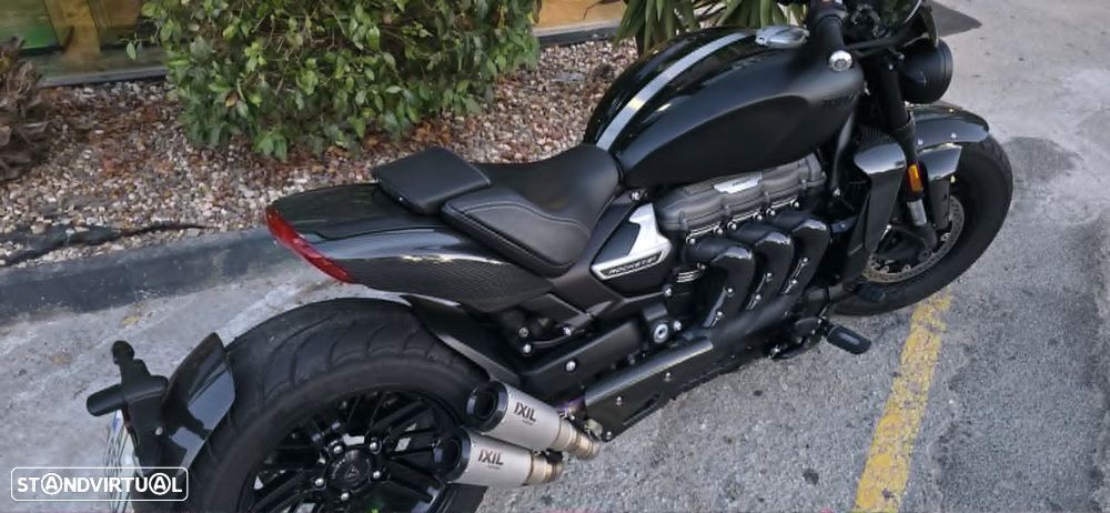 Triumph Rocket Black Edition - 16