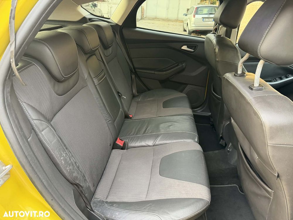 Ford Focus 2.0 TDCI DPF Aut. Titanium - 12