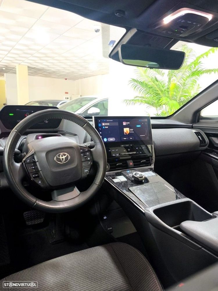 Toyota bZ4X 71,4 kWh Premium - 24