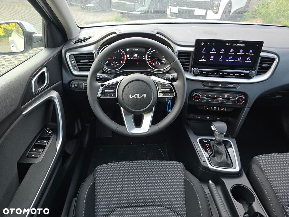 Kia XCeed 1.6 T-GDI M DCT - 16