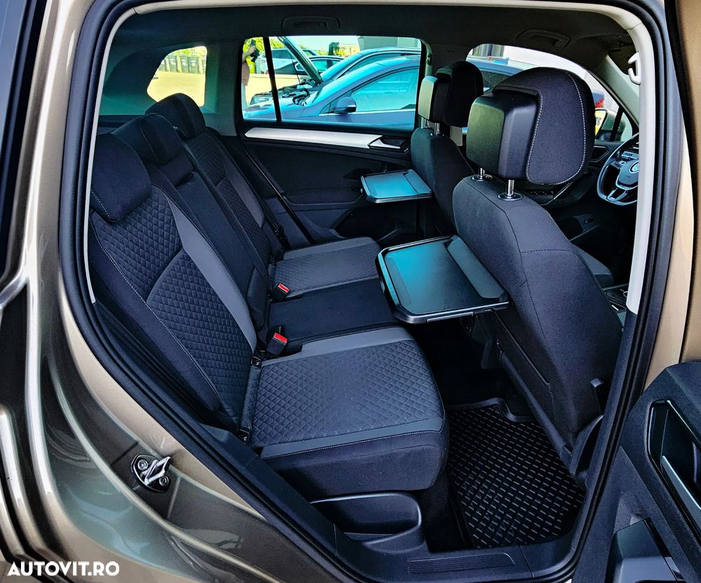 Volkswagen Tiguan - 9