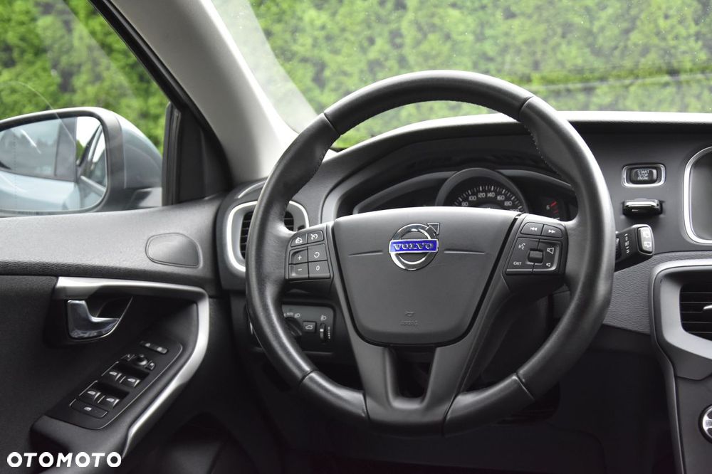 Volvo V40 D2 Geartronic Momentum - 13